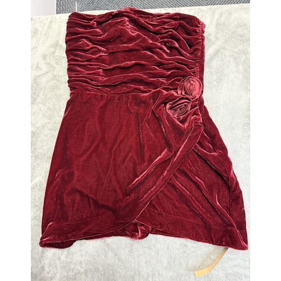 NWT Reformation Lanesia Velvet Dress in Chianti Red Floral Mini Silk sz 12 - Picture 5 of 8